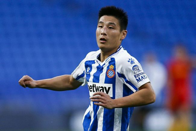 曼联本轮3-2逆转维拉。